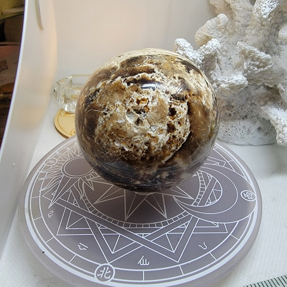 CHOCOLATE CALCITE SPEAR - Picture 3 of 6